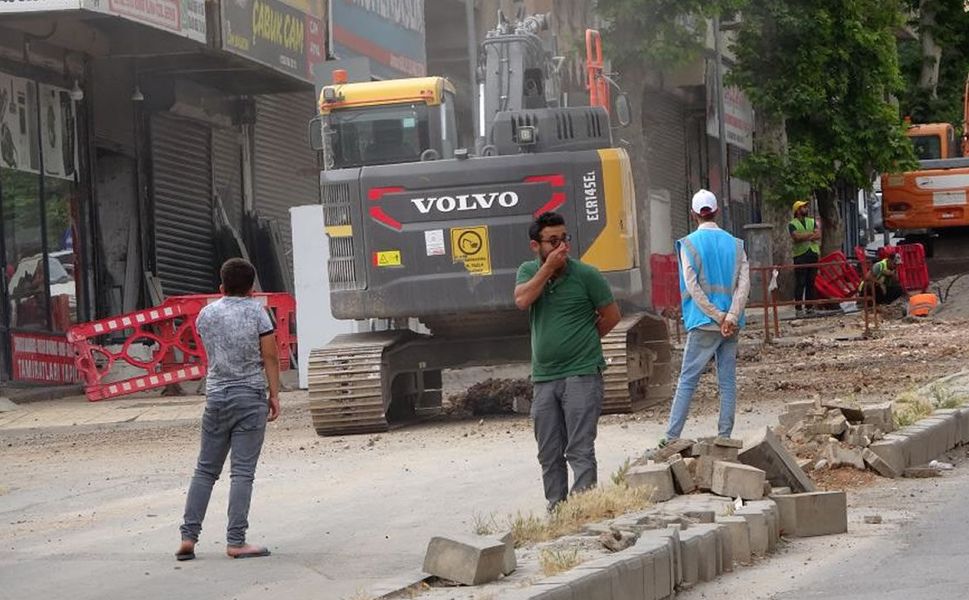Kahramanmaraş'ta doğal gaz patlaması: Ortalık savaş alanına döndü