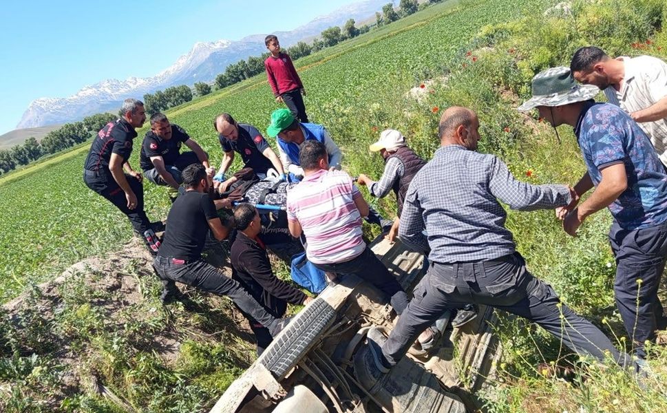 Kahramanmaraş’ta Otomobil Sulama Kanalına Uçtu: 4 Yaralı