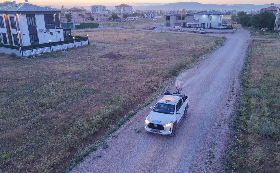 Kahramanmaraş’ta Yaz İlaçlama Seferberliği Başladı: Elbistan’da Zararlılarla Mücadele