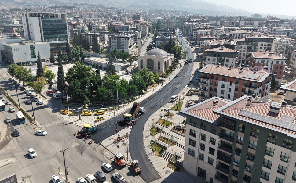 Kahramanmaraş’ta Zübeyde Hanım Caddesi Yenileniyor