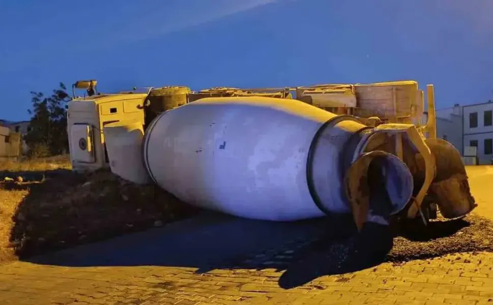 Kahramanmaraş'ta Beton Mikseri Devrildi: Yaralı Hastaneye Kaldırıldı
