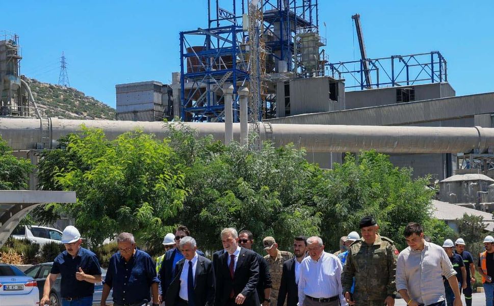 Kahramanmaraş Protokolü KÇS Kipaş Kireç Fabrikası'nı Ziyaret Etti