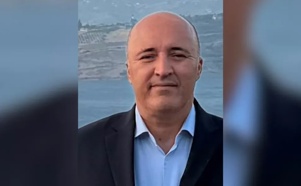 Mustafa Akpınar: “Bu Millet Darbecilere Boyun Eğmez”