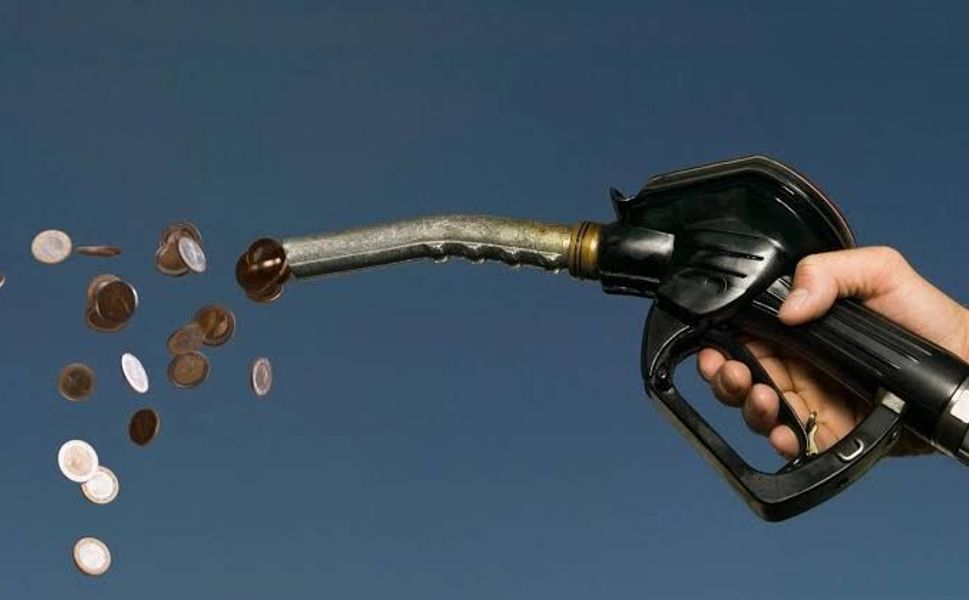 Kahramanmaraşlı Sürücülere Gece Yarısı Şoku: Benzine Dev Zam!