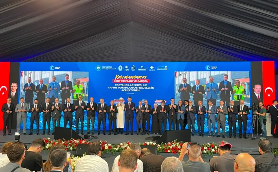 Kahramanmaraş'ta Dev Yatırımlar Hizmete Girdi! Kent Meydanı ve Toptancılar Sitesi Açıldı