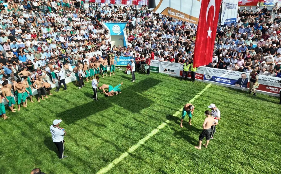 Bertiz'de Er Meydanı Kuruldu: Pehlivanlar Sahada