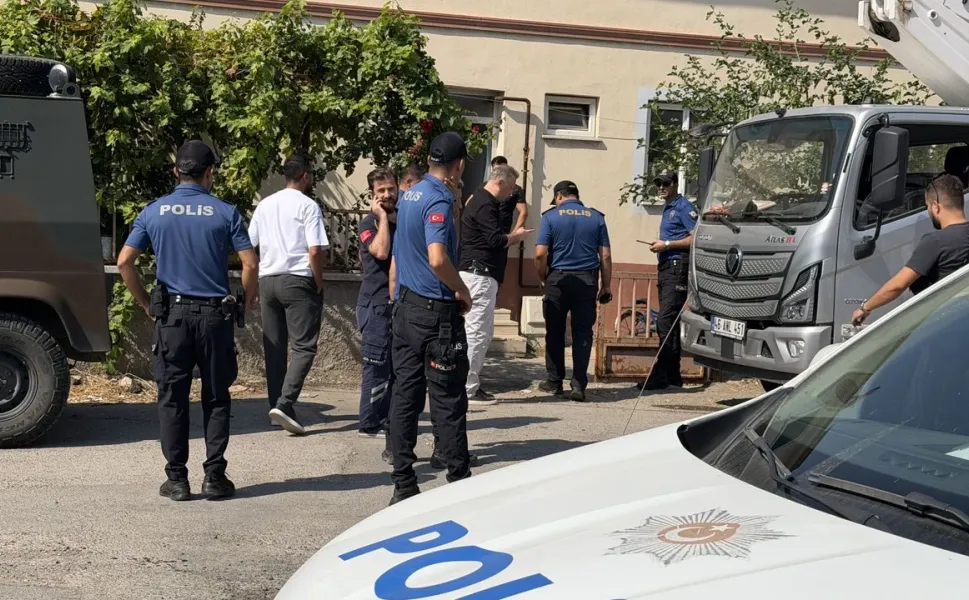 Kahramanmaraş'ta Evde Rehin Kalan Aileyi Polis Kurtardı