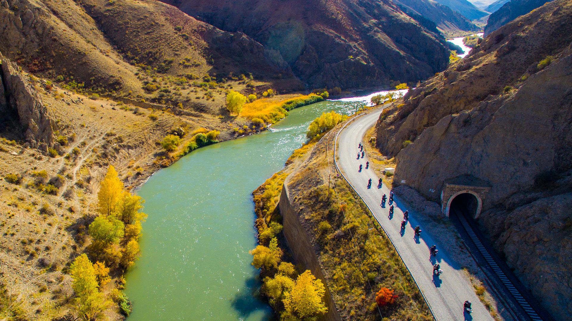 erzincanda-doga-ile-ic-ice-bir-gun-iste-erzincanin-en-zengin-ve-elit-ilcesi_6