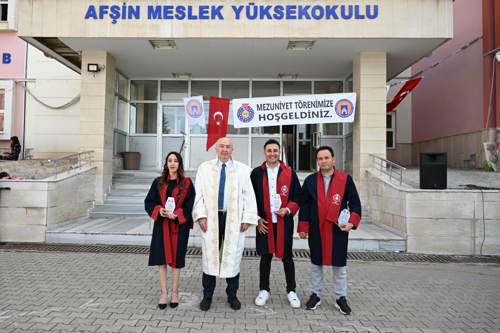 Afsin Meslek Yuksekokulunda Mezuniyet Coskusu (6)