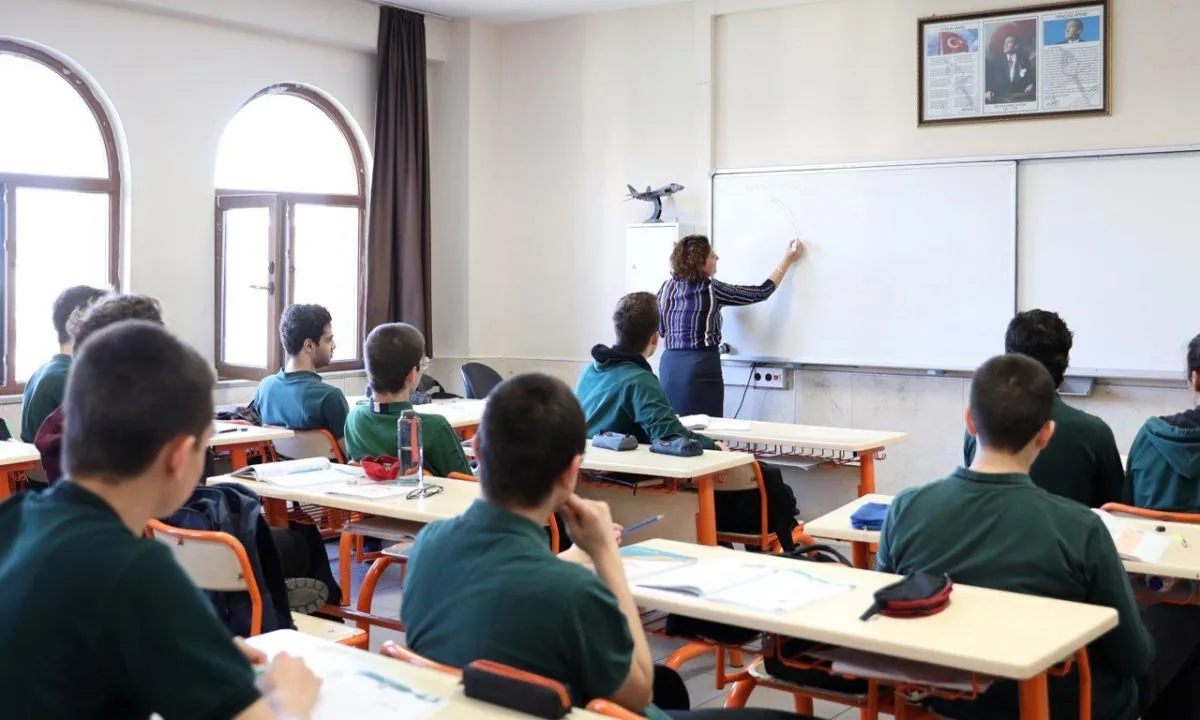 ATA AÖF yaz okulu kayıtları ne zaman? 2026 yaz okulu sınav tarihi ve ders seçimi