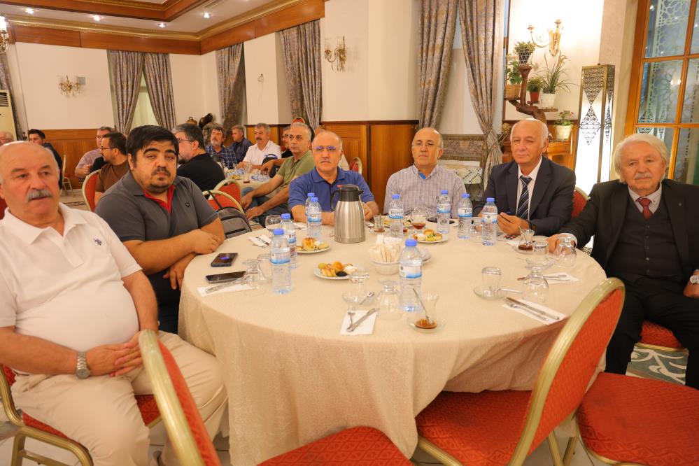 Hikaye Yarismasinda Edebiyatin Kalemlerine Odul 4