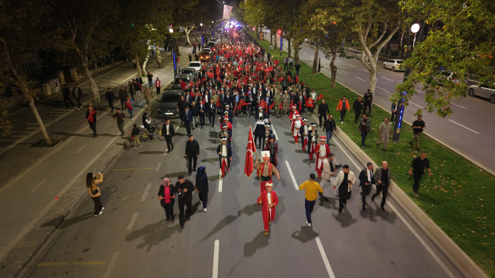 Cumhuriyet Yuruyusu 4