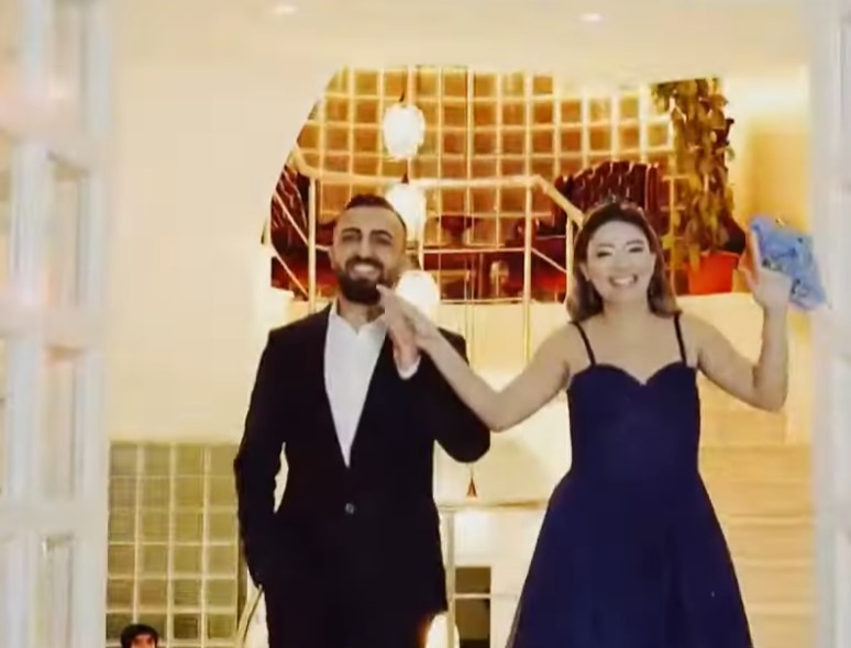 Gelin Evi Ebru Tasdelen Esi