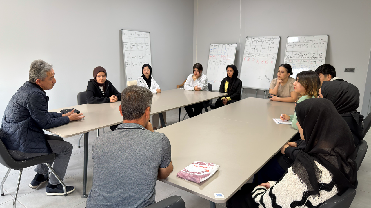 Mehmet Arikan Pusula Maras Genclik Merkezi Ogrencilerin Yeni Bulusma Noktasi Oldu 6