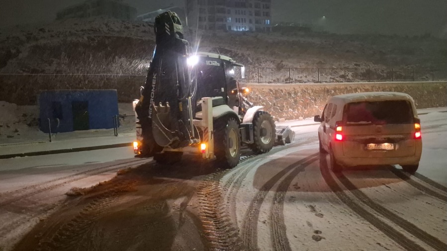 607749384 18415244269136337 6047226554299960604 N