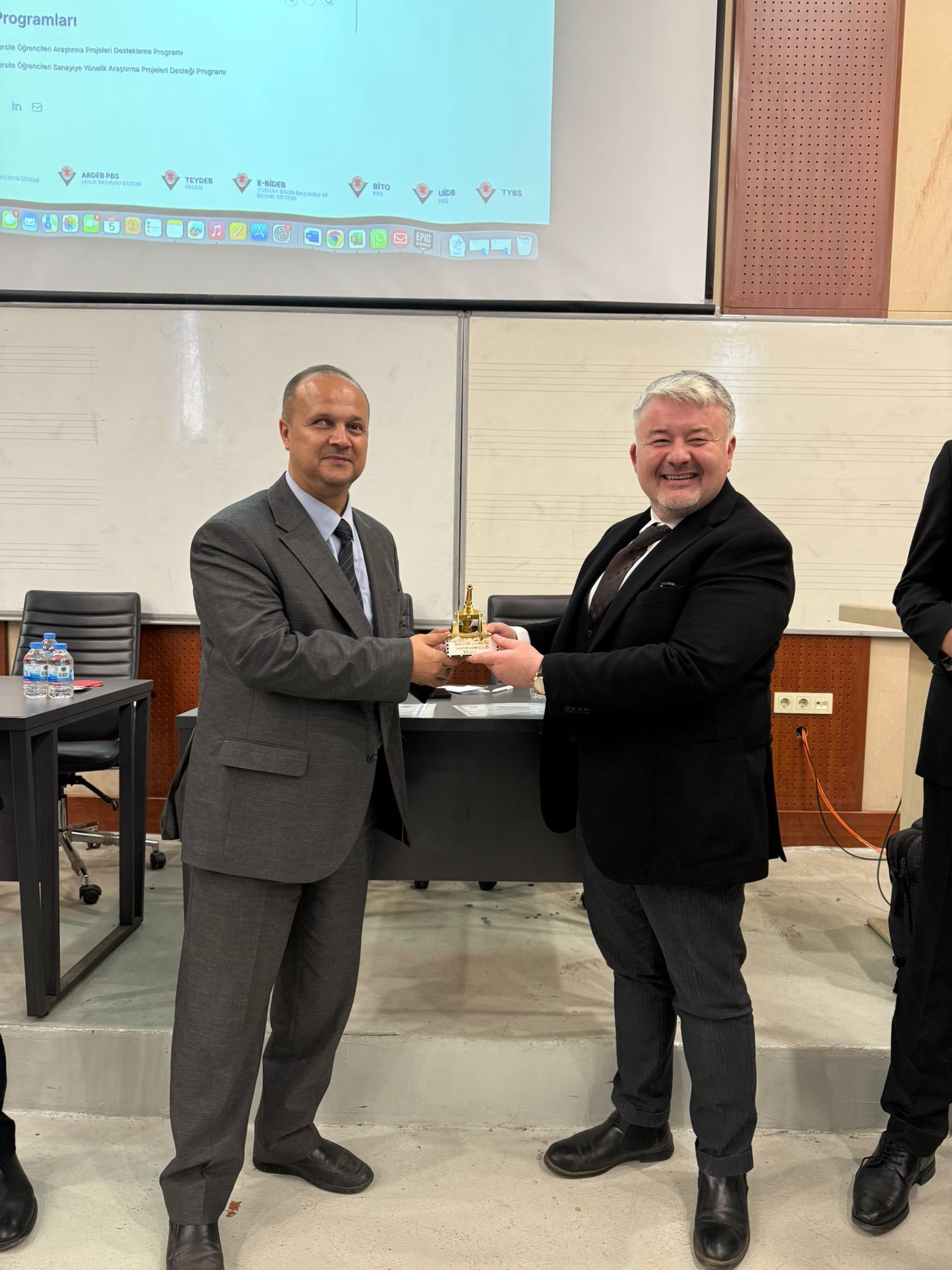 Whatsapp Image 2025 12 06 At 15.07.12 (2)