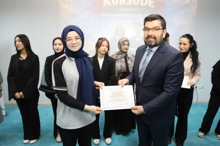 Gencler Kursude Dulkadiroglu Ilce Finali Buyuk Heyecana Sahne Oldu1