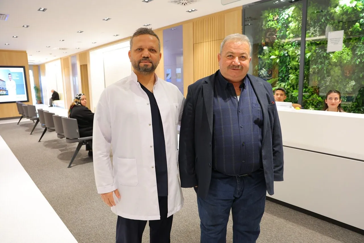 Kahramanmarasta Mucize Gibi Tedavi Tekerlekli Sandalyeyle Geldi Yuruyerek Cikti 1 1