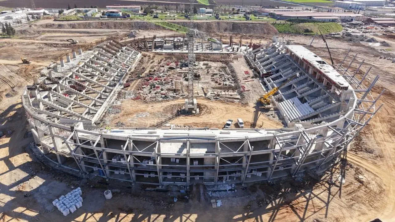 2 Milyar Tllik Dev Proje Kahramanmarasin Yillardir Bekledigi Stadyumda Son Durum 1776675 202603121443 20260312144358 1