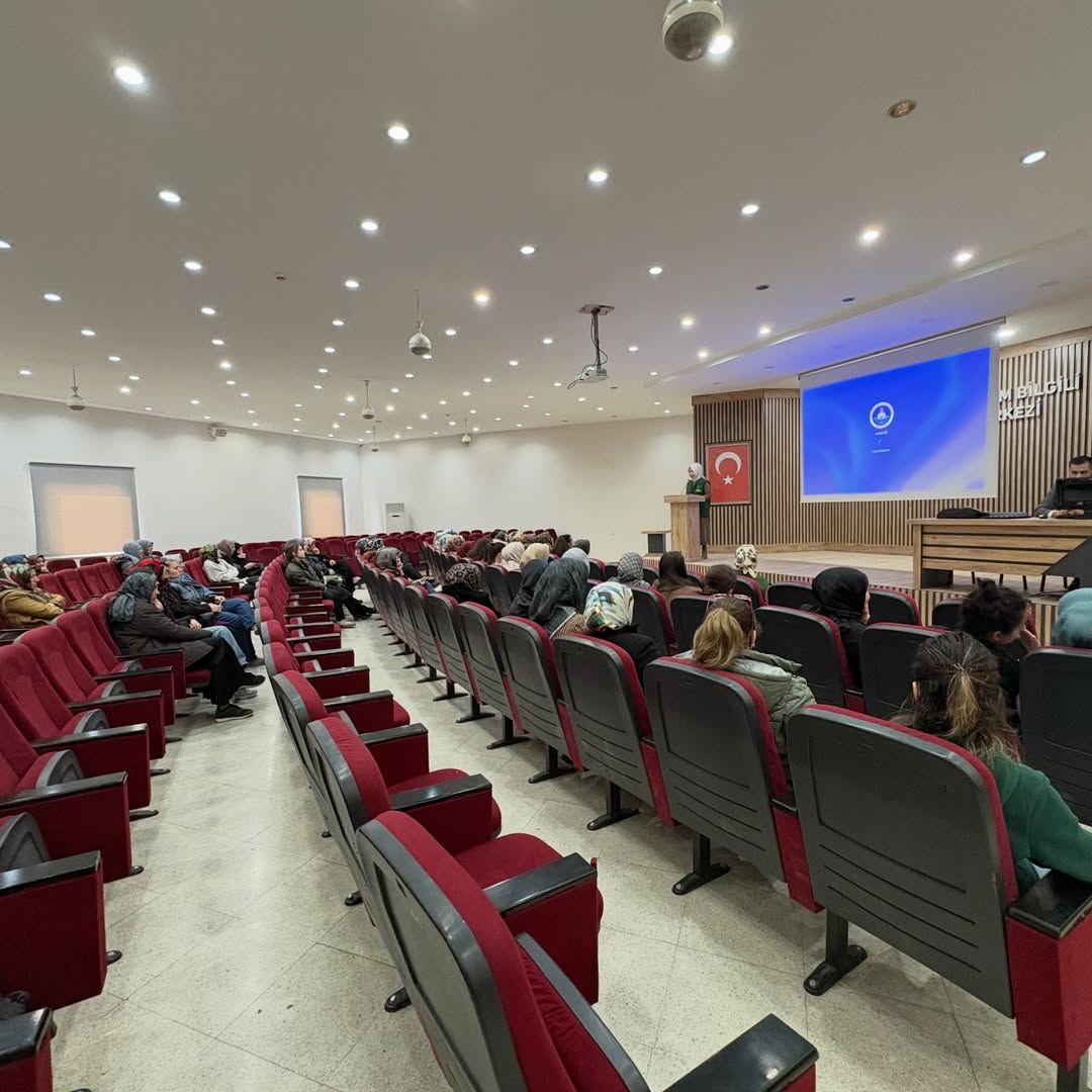 Kadınlar Günü Programı📌Yeşilay Kadın Komisyonu Başkanımız Dilek Konuş Tarafından Kadınlar Günü