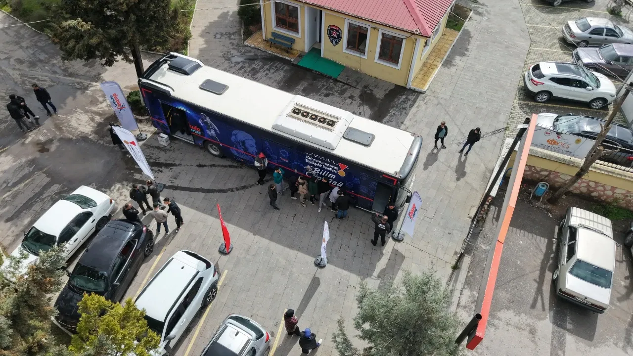 Kahramanmaras Bilim Otobusu Cocuklarla Bulustu 5