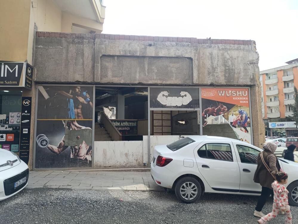 Kahramanmarasta Depremden Kalan Yaralar Guvenlik Sorununa Donustu2