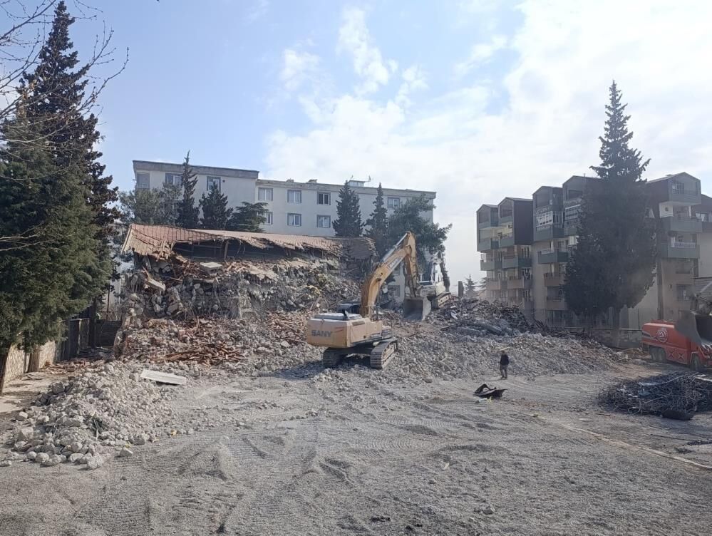 Kahramanmarasta Depremden Kalan Yaralar Guvenlik Sorununa Donustu4