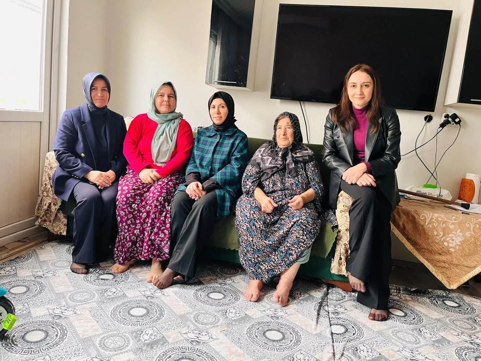 Kahramanmarasta Depremzede Ve Sehit Ailelerine Ziyaret2