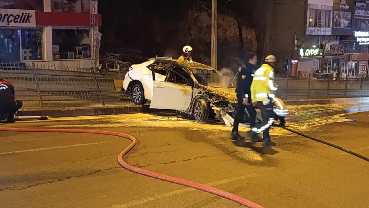 Kahramanmarasta Nefes Kesen Kovalamaca Yanan Aracla Polisten Kactilar