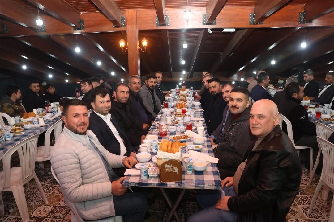 Yeniden Refah Partisi Kahramanmaraş Teşkilatlarımız İftar Programında Bir Araya Geldiler.dulkadi (3)