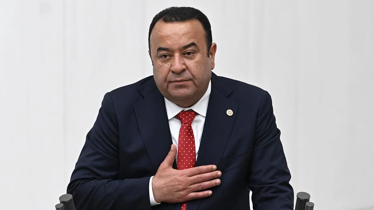 Adnan Beker'in kardeşi kim? Özay Beker hakkında bilinenler