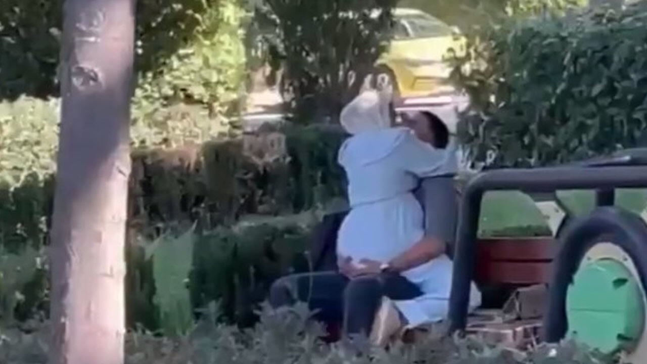 Bakırköy'de parkta yaşanan olay sosyal medyayı ayağa kaldırdı