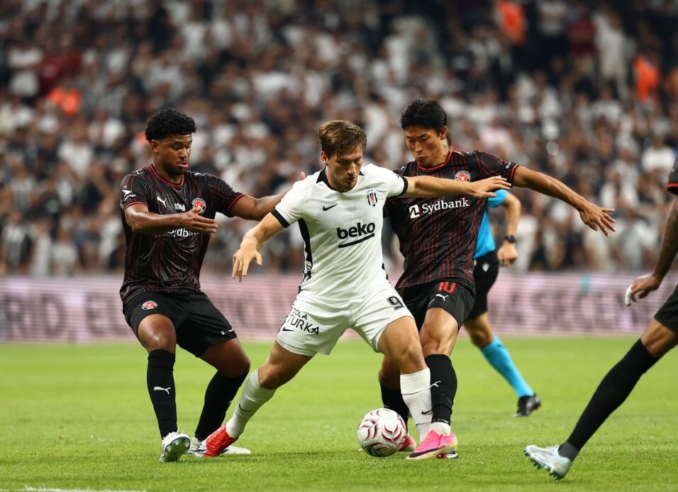 Beşiktaş'tan Avrupa'da kritik galibiyet! Midtjylland'ı devirdi