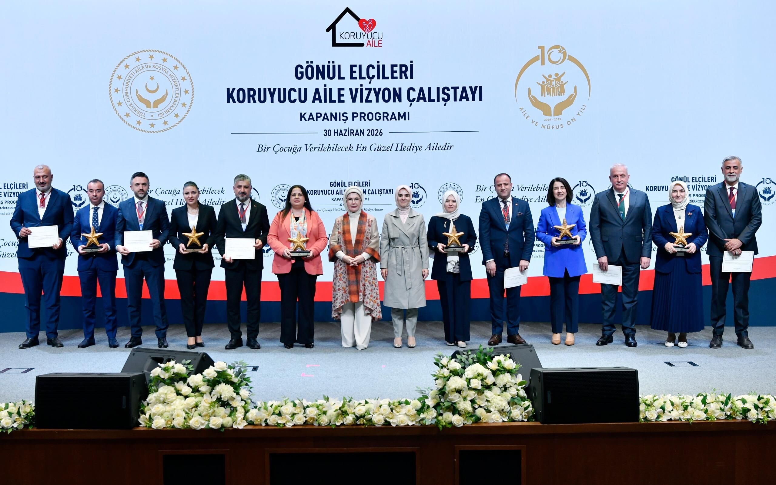 Emine Erdogandan Kahramanmarasa Buyuk Onur Odul Verildi (6)