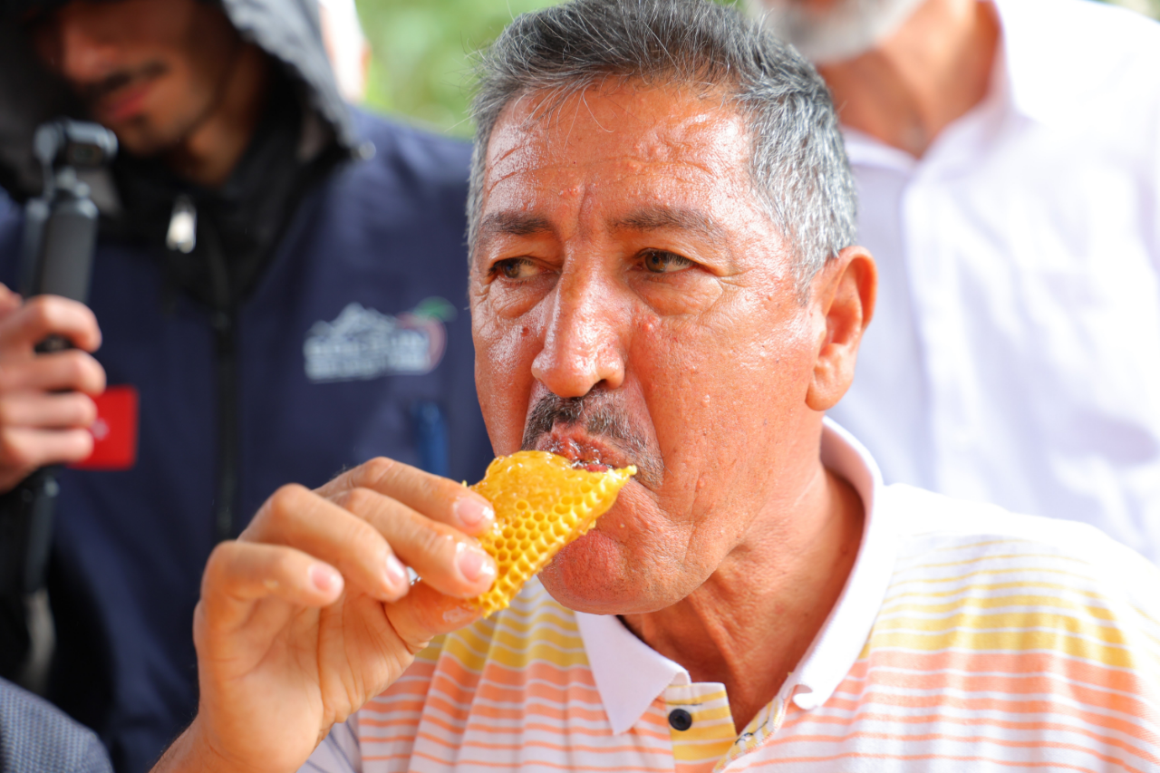 Goksunda Bal Festivali Renkli Goruntulere Sahne Oldu Birinci 1 Kilogram Bal Yedi (3)