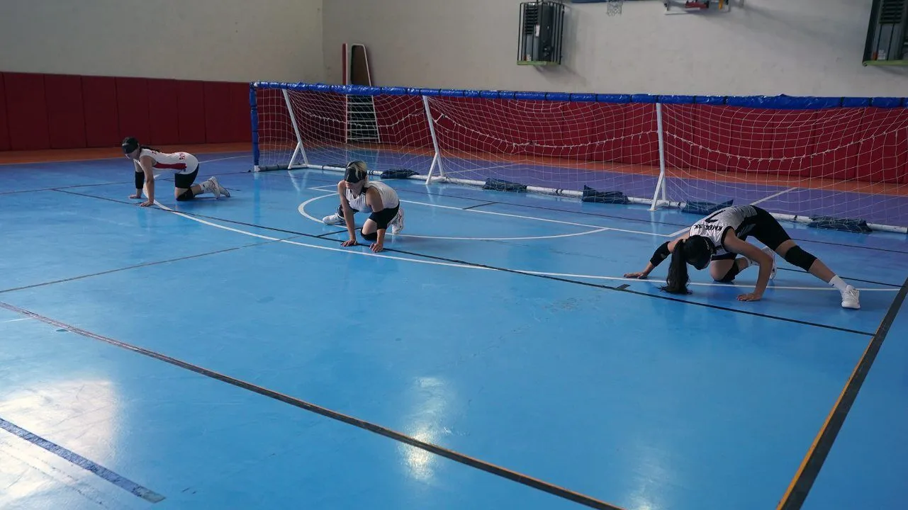 Kahramanmarasin Sultanlari Goalball Avrupa Sampiyonlar Liginde Sampiyonluk Icin Ter Dokuyor (1)