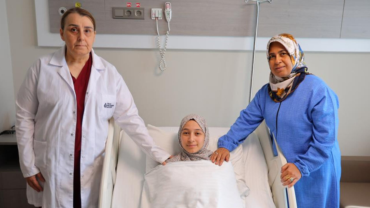 Kahramanmaraş’ta 35 santimetrelik yumurtalık kisti doğurganlık korunarak çıkarıldı