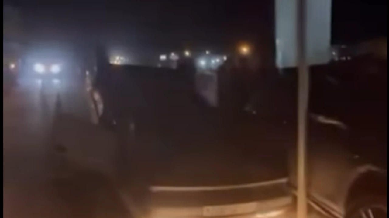 Kahramanmaraş Elbistan’da kavşakta iki otomobil çarpıştı: 3 yaralı