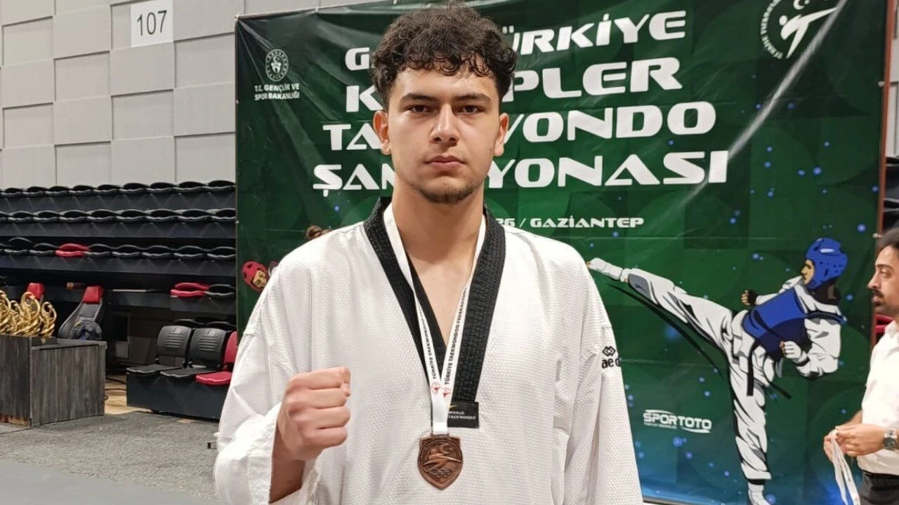 Kahramanmaraşlı Taekwondocu Efe Doğan Bronz Madalya Kazandı