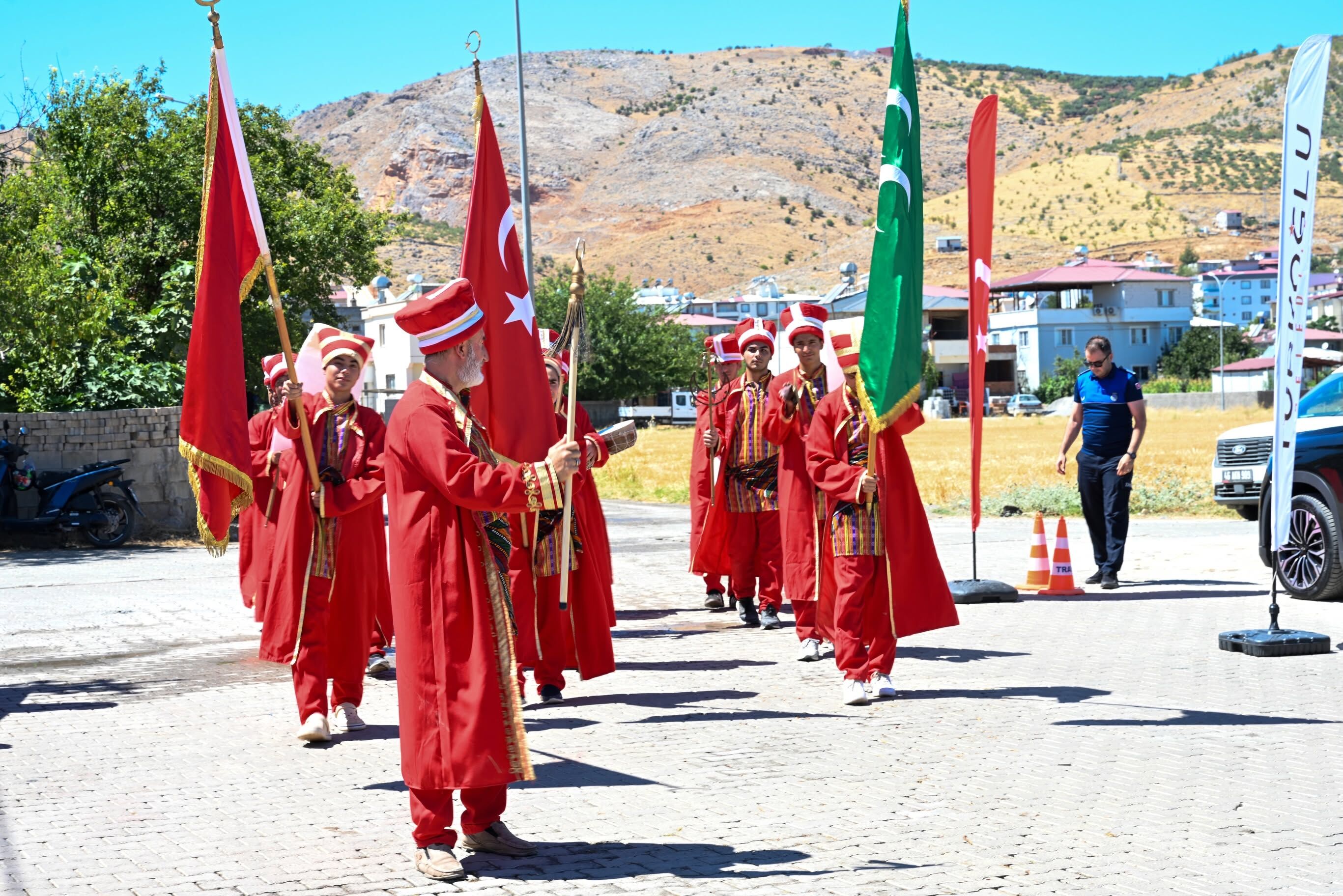 Turkoglunda Koca Reis Mehmet Darici Parki Hizmete Acildi (3)