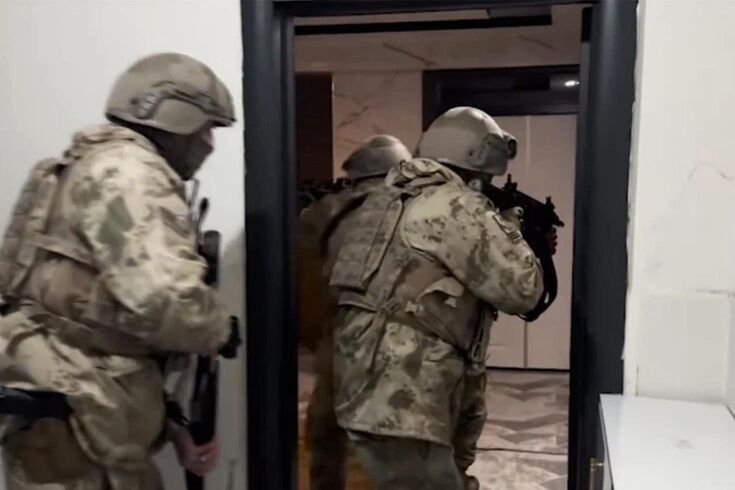 İstanbul'da terör operasyonu: 11 gözaltı