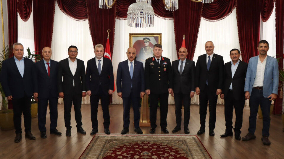 Kahramanmaras Heyetinden Istanbul Il Jandarma Komutani Tatarogluna Ziyaret (1)