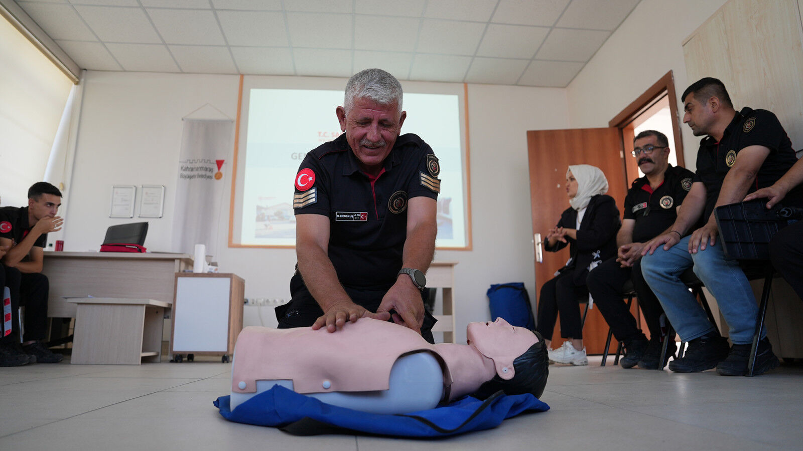Kahramanmaraş İtfaiyesinden İlk Yardım Hamlesi: Hayat Kurtaran Eğitim