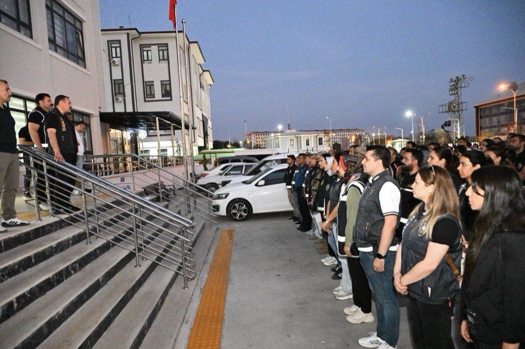 Kahramanmarasa Uzanan 6 Milyarlik Bahis Agi Kod Isimler Saskina Cevirdi (2)