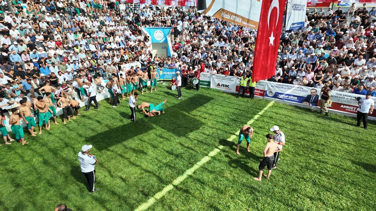 Bertiz'de Er Meydanı Kuruldu: Pehlivanlar Sahada