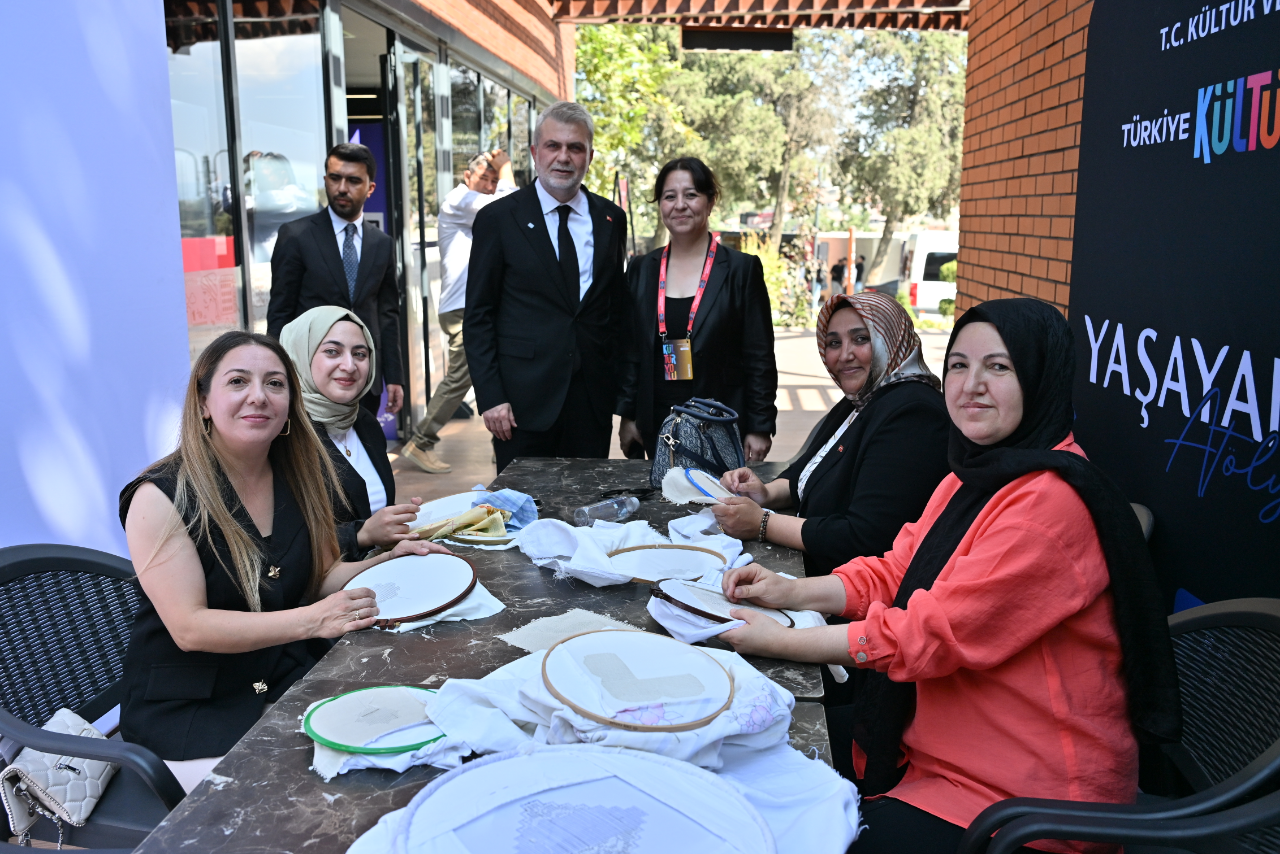 Kultur Yolu Festivalinde Kahramanmarasin Geleneksel Mirasi One Cikti (13)