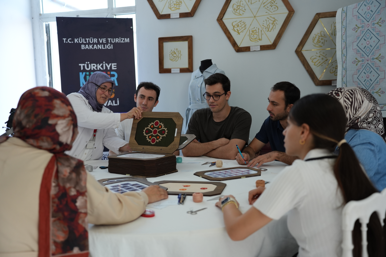Kultur Yolu Festivalinde Kahramanmarasin Geleneksel Mirasi One Cikti (17)