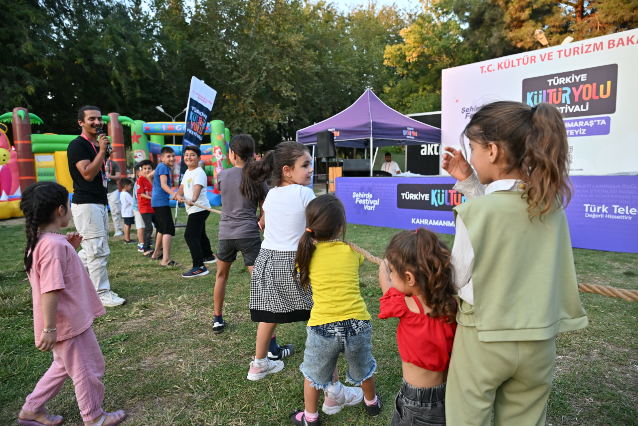 Kultur Yolu Festivalinde Kahramanmarasin Geleneksel Mirasi One Cikti (3)