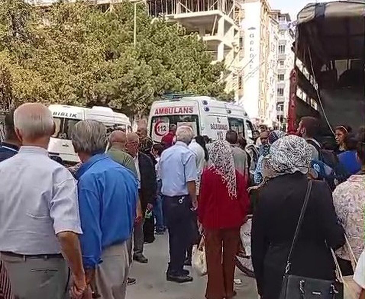 Milletvekili Veli Ağbaba pazarda yere yığıldı! Korkutan olay