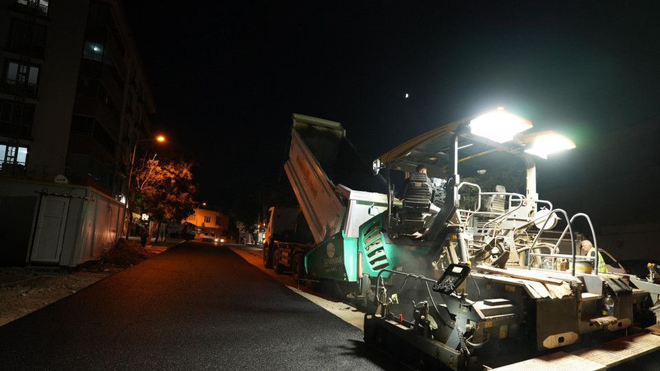 Kahramanmaraş Divanlı Mahallesi'nde Asfalt Serimi Başladı